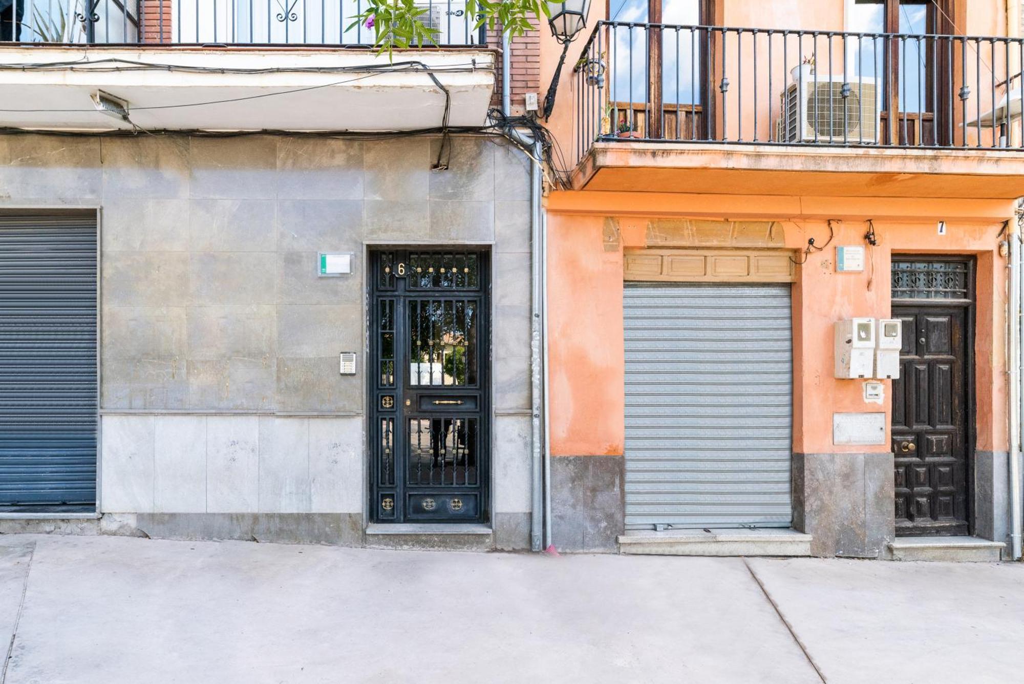 Wekey Homes Granada, Elvira Suites Centro — Photos 1